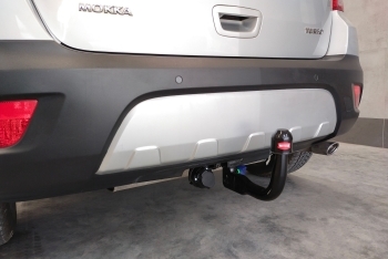 Opel Mokka 2012-2016 - montaż haka holowniczego i wiązki elektrycznej