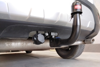 Opel Mokka 2012-2016 - montaż haka holowniczego i wiązki elektrycznej