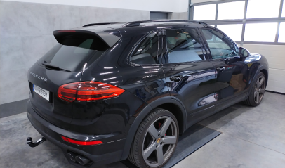 Porsche Cayenne 2010-2017 - montaż haka holowniczego i wiązki elektrycznej