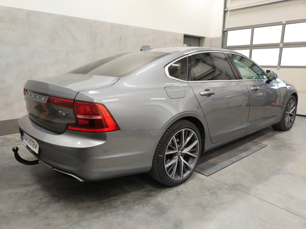 Volvo S90 II Sedan od 09.2016 - montaż haka holowniczego i wiązki elektrycznej w Słupsku