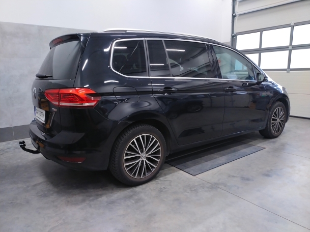 Volkswagen Touran II od 2015 - montaż haka holowniczego i wiązki elektrycznej Słupsk / Kobylnica