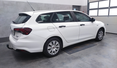 Fiat Tipo 356 Kombi od 2016 - montaż haka holowniczego i wiązki elektrycznej