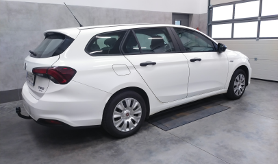 Fiat Tipo 356 Kombi od 2016 - montaż haka holowniczego i wiązki elektrycznej