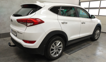 Hyundai Tucson TL 2015-08.2018 - montaż haka holowniczego i wiązki elektrycznej