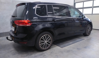 Volkswagen Touran II od 2015 - montaż haka holowniczego i wiązki elektrycznej Słupsk / Kobylnica
