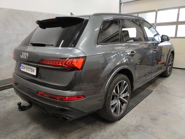 A-127 - Steinhof - 2025.4.24 - Audi Q7 II 2019- montaż haka holowniczego i wiązki elektrycznej Słupsk / Kobylnica