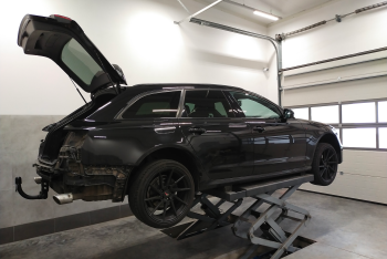 Audi A6 C7 4G Avant 2011-2018 - montaż haka holowniczego i wiązki elektrycznej