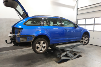 Skoda Octavia III Kombi 2013-2020 - montaż haka holowniczego i wiązki elektrycznej