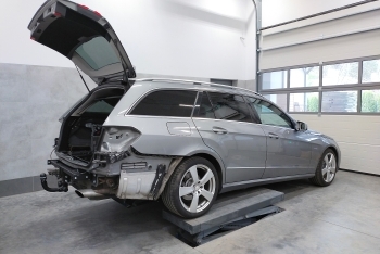 Mercedes-Benz S 212 Kombi E-Klasa - montaż haka holowniczego i wiązki elektrycznej Słupsk woj. Pomorskie