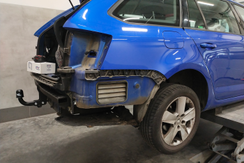 Skoda Octavia III Kombi 2013-2020 - montaż haka holowniczego i wiązki elektrycznej