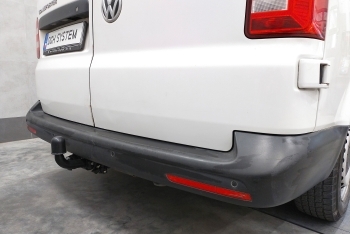 VW Transporter T6 - montaż haka holowniczego i wiązki elektrycznej Słupsk woj. Pomorskie