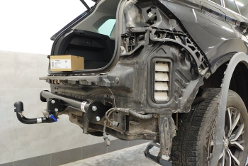 Volkswagen Tiguan AD1 II od 05.2016 - montaż haka holowniczego i wiązki elektrycznej