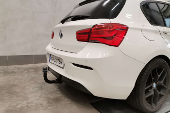 BMW Seria 1 F20 F21 Hatchback 2014-2019 - montaż haka holowniczego i wiązki elektrycznej