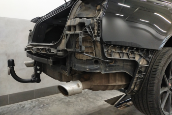 Audi A6 C7 4G Avant 2011-2018 - montaż haka holowniczego i wiązki elektrycznej