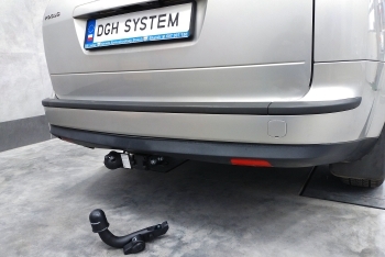 Ford Focus II Kombi 2005-2008 - montaż haka holowniczego i wiązki elektrycznej
