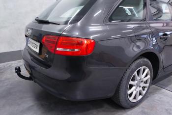 Audi A4 B8 8K Avant Kombi 2008-2015 - montaż haka holowniczego i wiązki elektrycznej