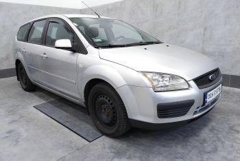 Ford Focus II Kombi 2005-2008 - montaż haka holowniczego i wiązki elektrycznej