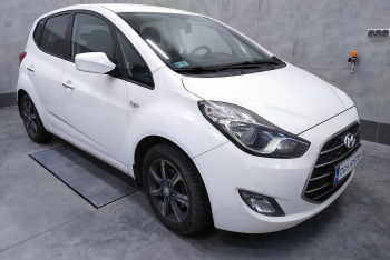 Hyundai ix20 JC od 06.2015 - montaż haka holowniczego i wiązki elektrycznej