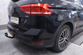 Volkswagen Touran II od 2015 - montaż haka holowniczego i wiązki elektrycznej Słupsk / Kobylnica