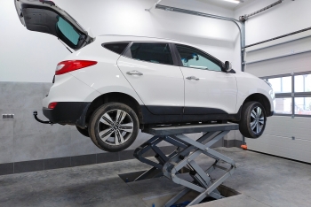Hyundai ix35 2010-2015 - montaż haka, wiązki, bagażnika dachowego oraz boxa