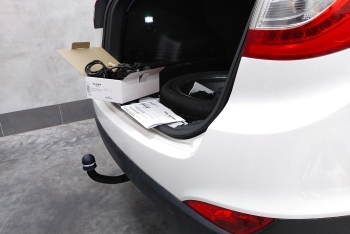 Hyundai ix35 2010-2015 - montaż haka, wiązki, bagażnika dachowego oraz boxa