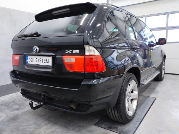 BMW X5 (E53) - montaż haka holowniczego i wiązki elektrycznej