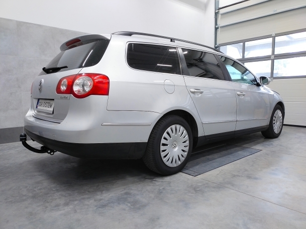 VW Passat (B6) - instalation of a tow bar and a wiring kit