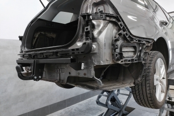 VW Golf VII Variant od 2013 - montaż haka holowniczego i wiązki elektrycznej